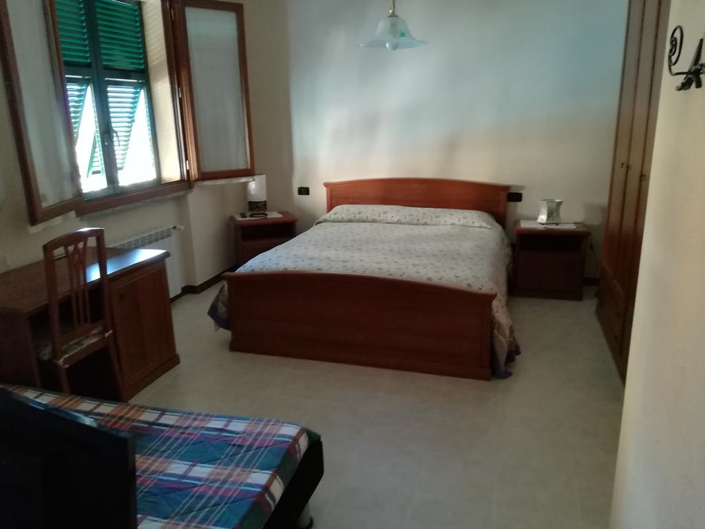 Locanda Primo Sole Leivi Bilik gambar