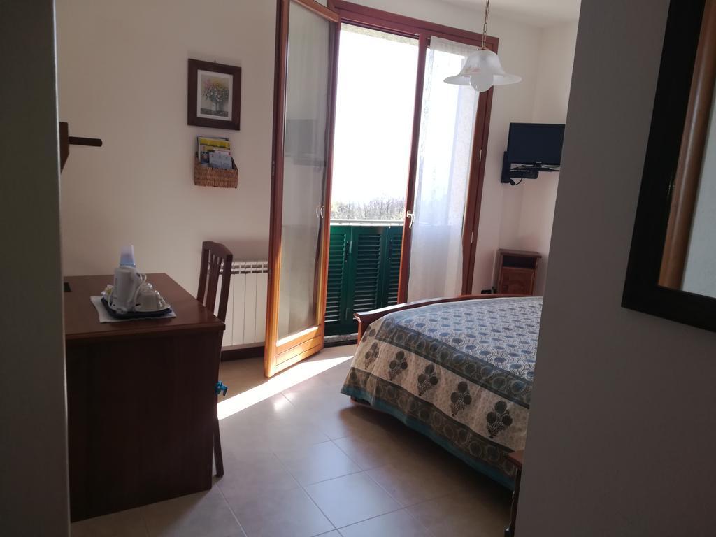 Locanda Primo Sole Leivi Luaran gambar