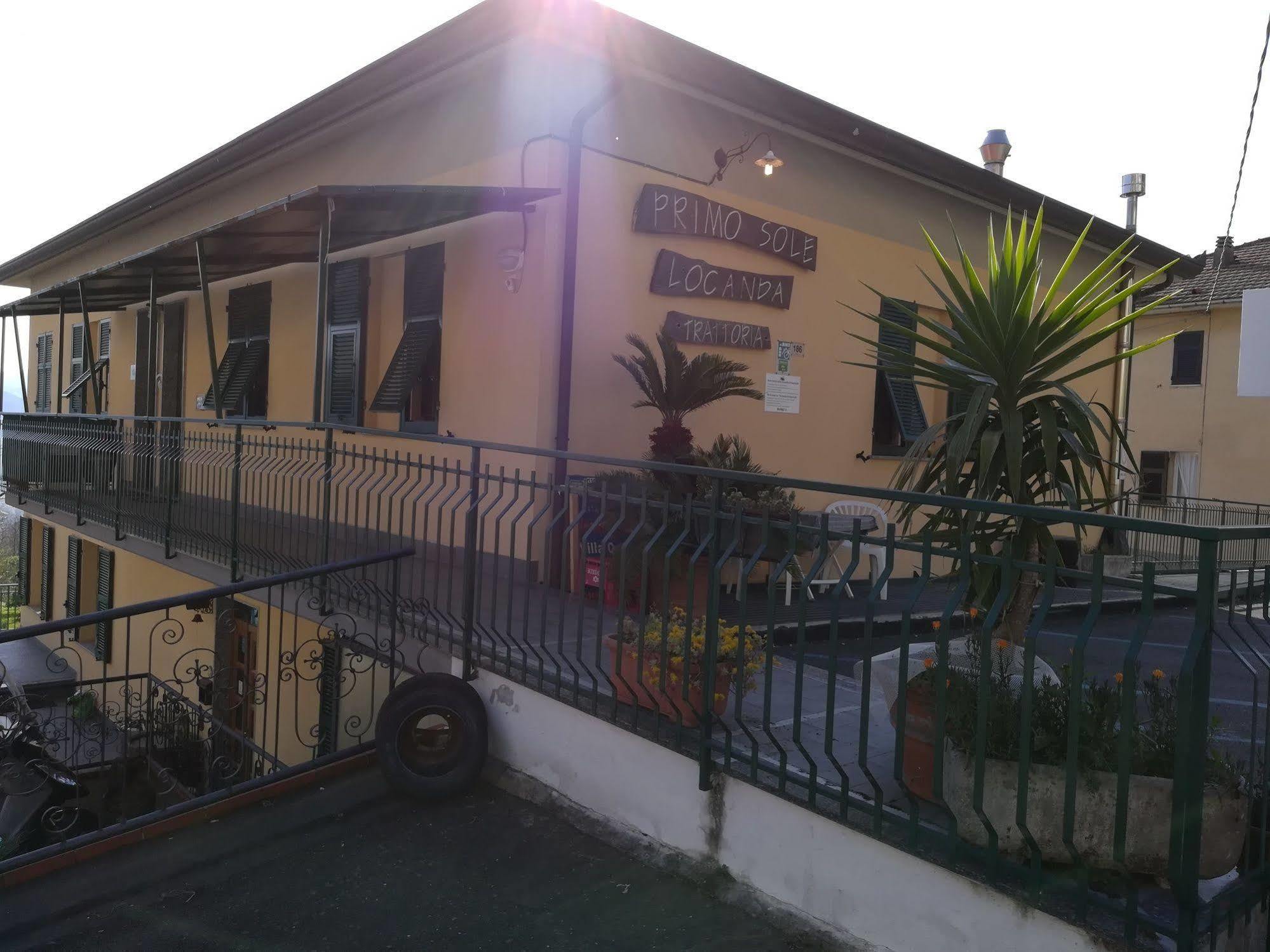 Locanda Primo Sole Leivi Luaran gambar