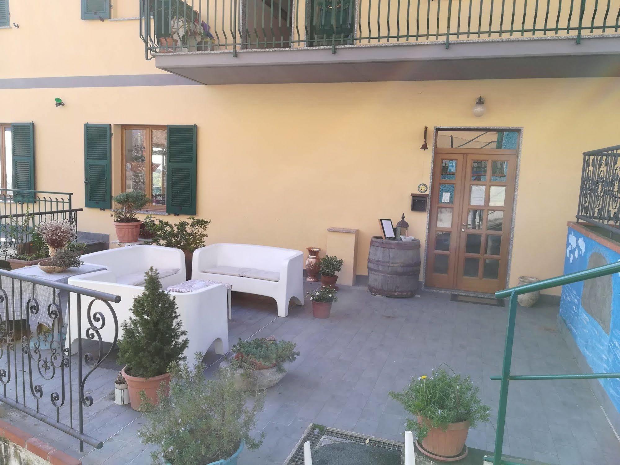 Locanda Primo Sole Leivi Luaran gambar